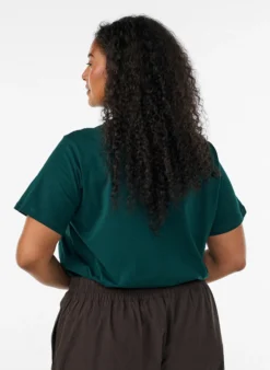 Basic T-Shirt aus Baumwolle mit Rundhalsausschnitt
