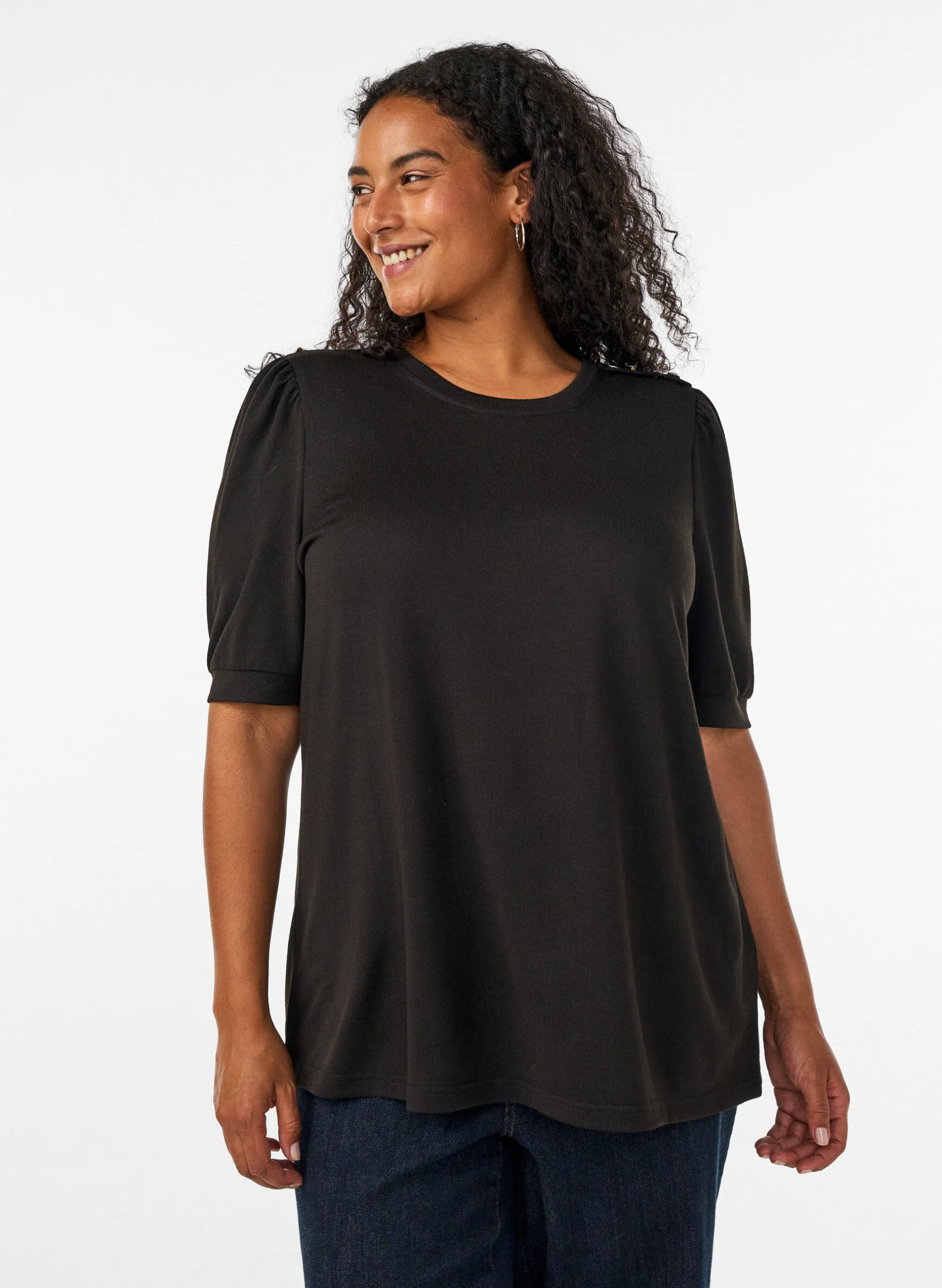 Bluse mit Knopfdetail und kurzen Puffärmeln