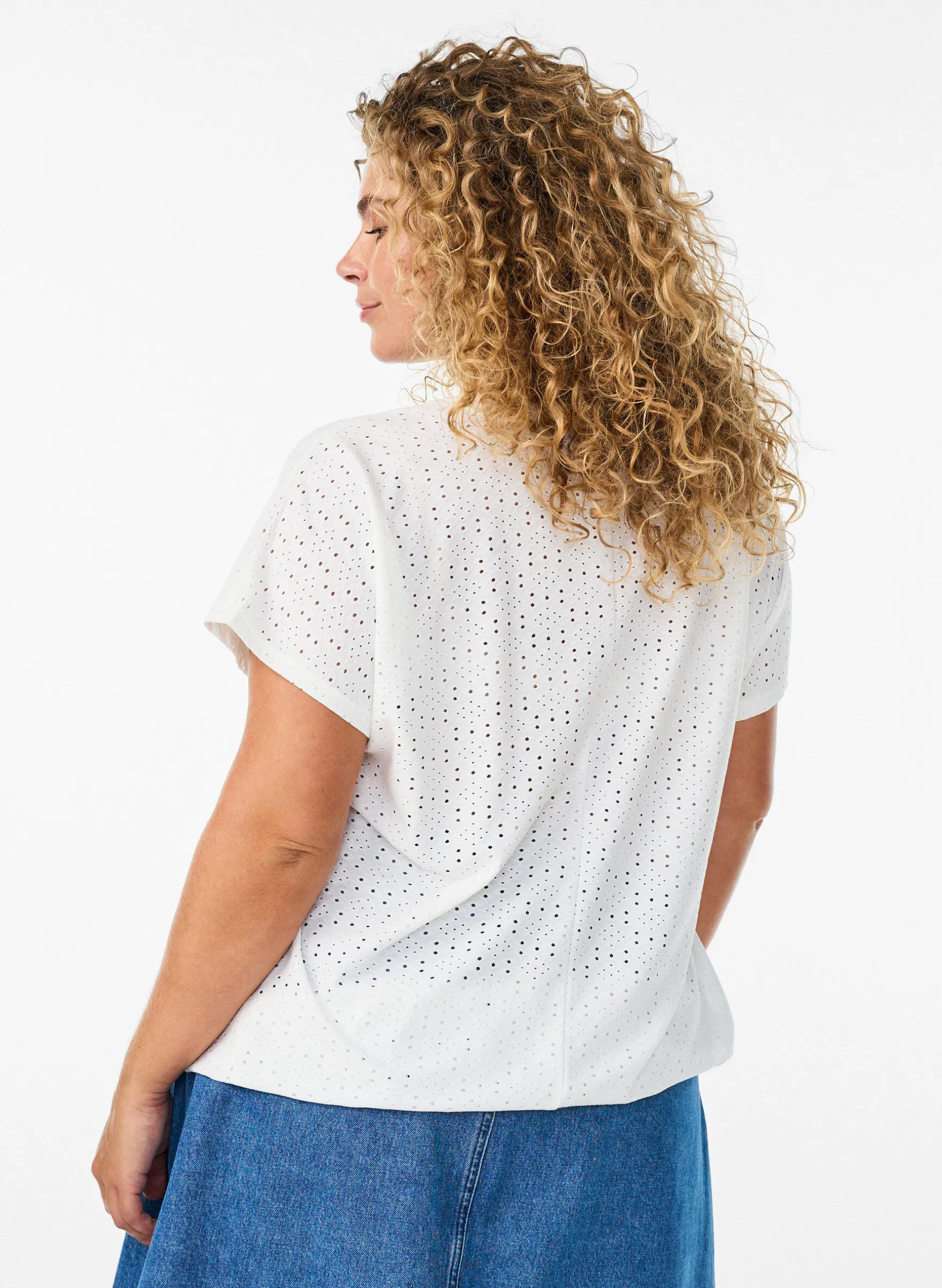 Bluse mit Lochstickerei und Ballonärmeln
