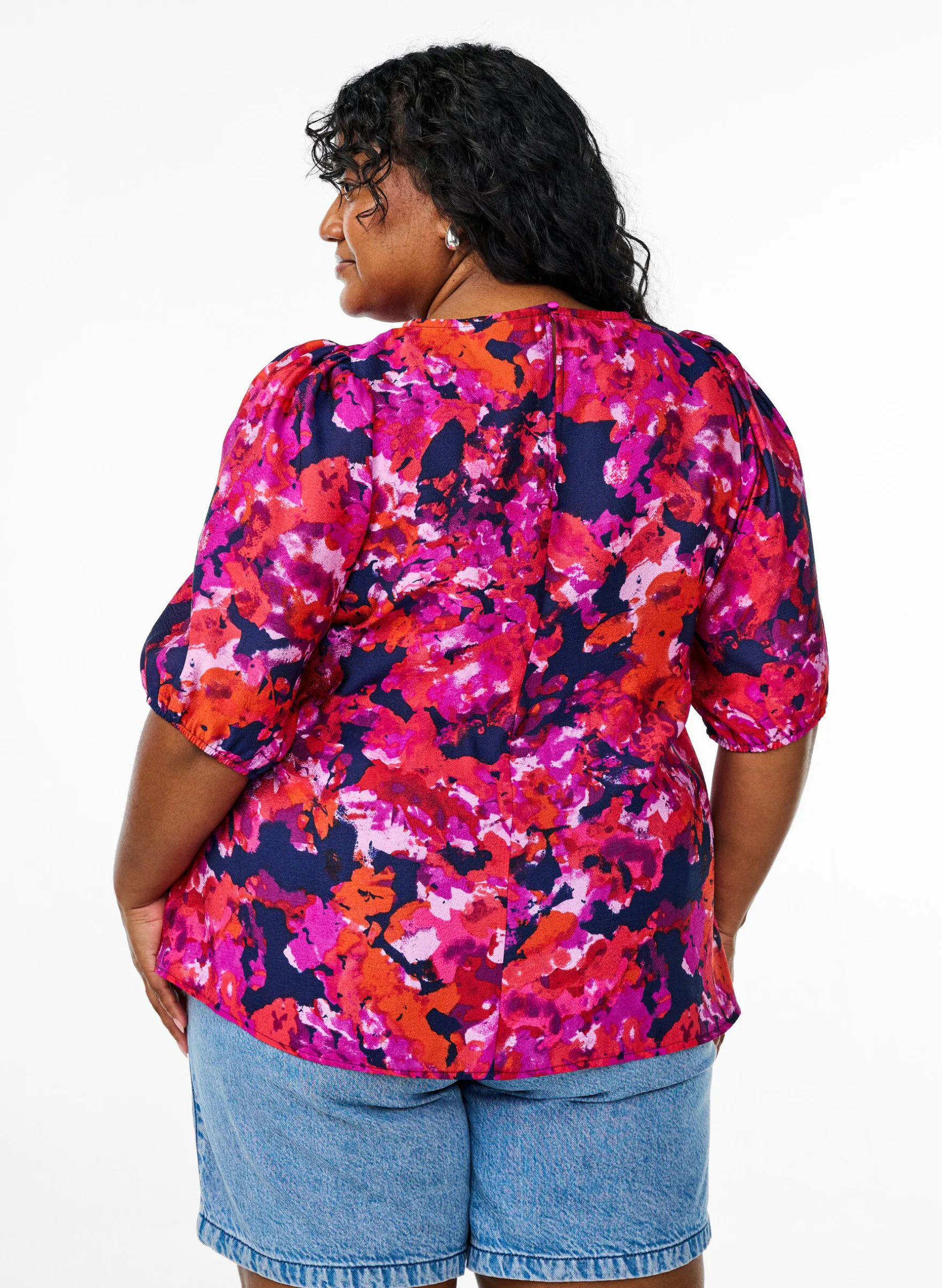 Bluse mit 1/2 Ärmeln und einem farbenfrohen Print