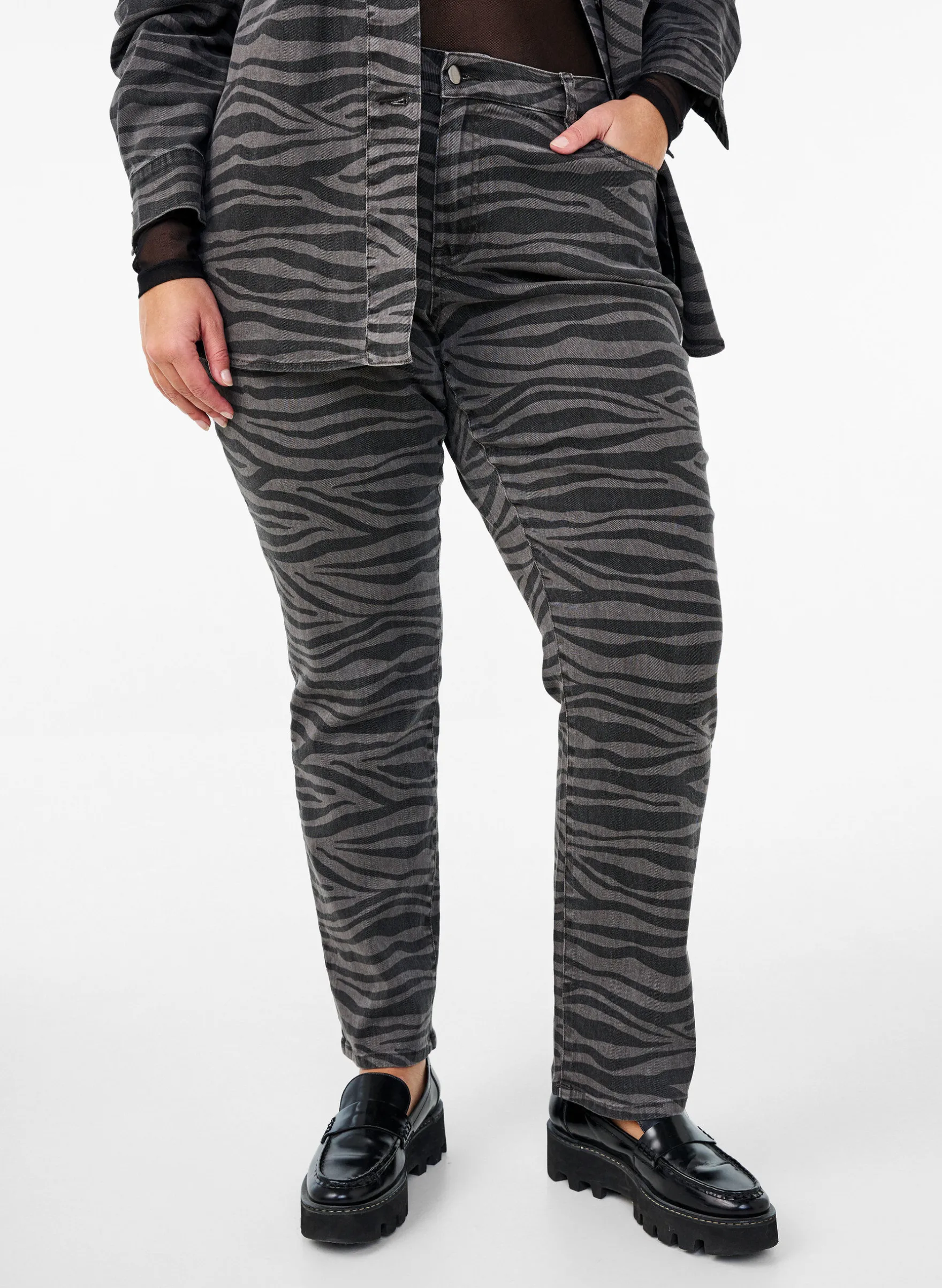 Emily Jeans mit Zebraprint