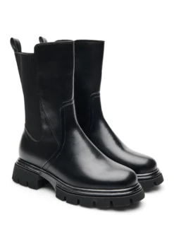 Extra Weiter - Chelsea-Boot mit klobiger Sohle und gerippten Einsätzen