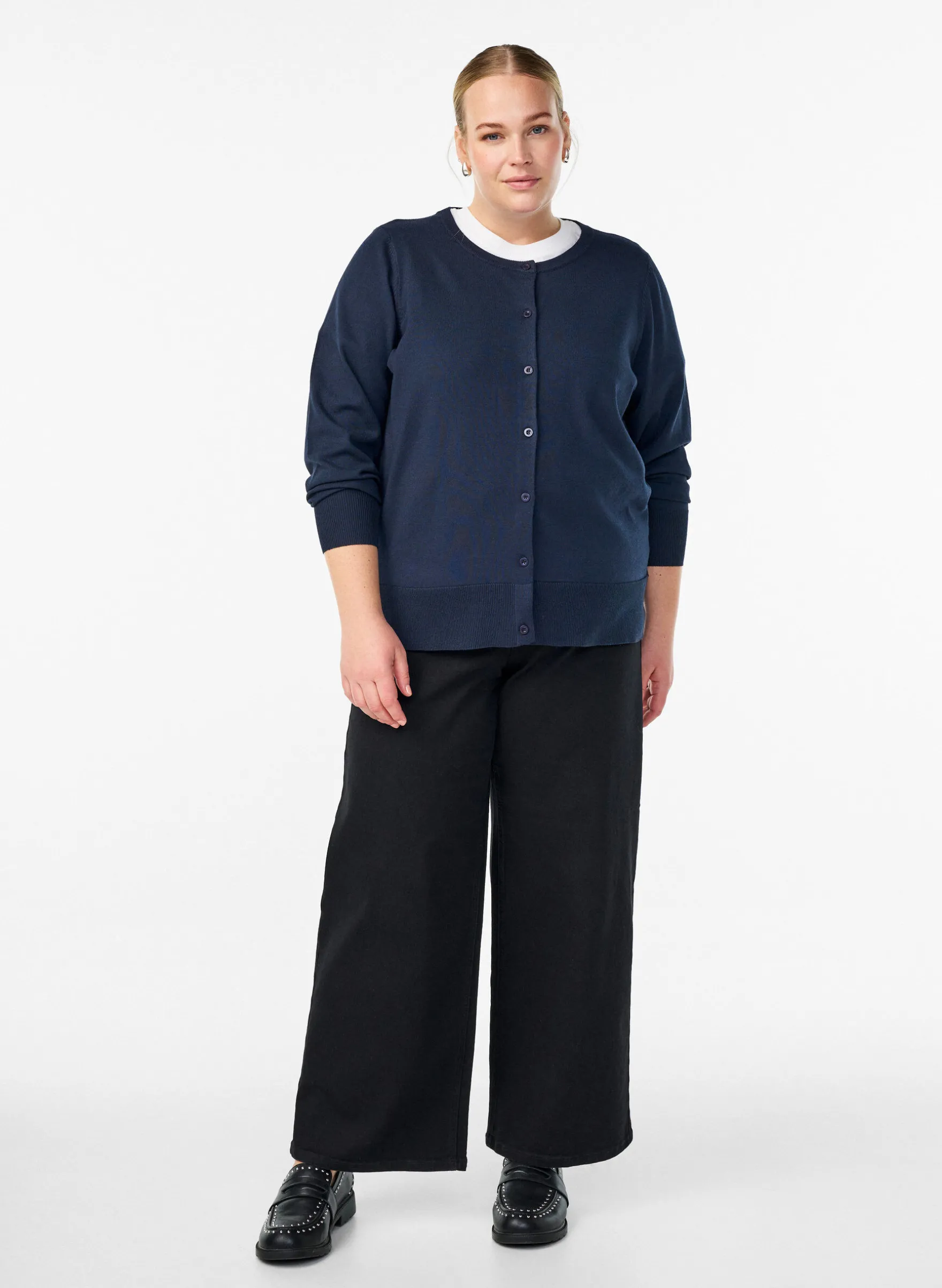 FLASH - Feinstrick-Strickjacke mit Rundhalsausschnitt