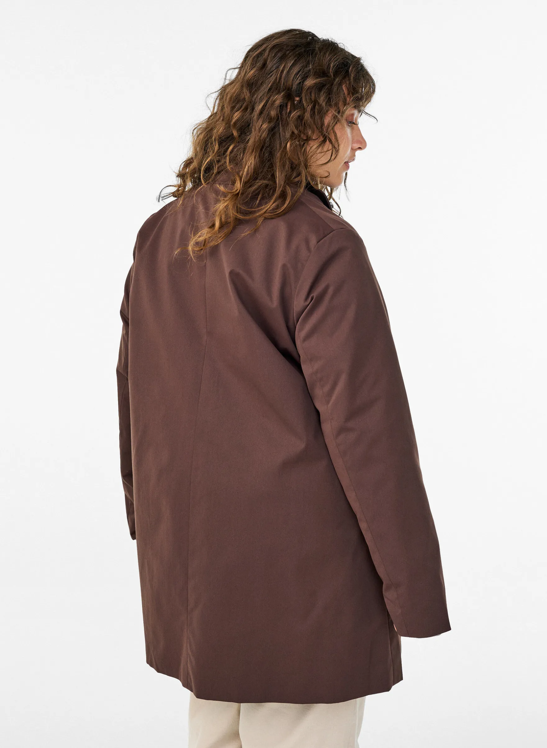 Frühlingsjacke aus wasserabweisendem Material mit A-Linie
