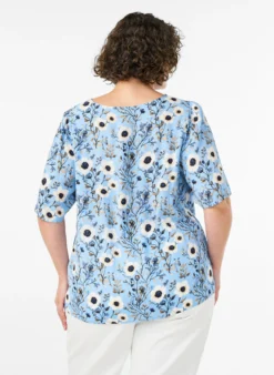 Geblümte Bluse mit kurzen Ärmeln