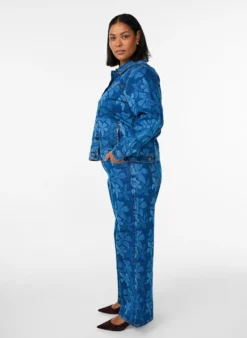 Geblümte Jeansjacke
