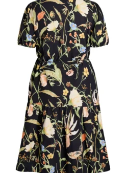 Geblümtes Midikleid mit Bindegürtel