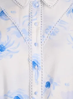 Geblümtes Midikleid mit Gürtel und langen Ärmeln