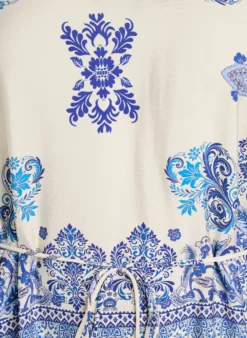 Gemustertes Midikleid aus Viskose mit Bindegürtel