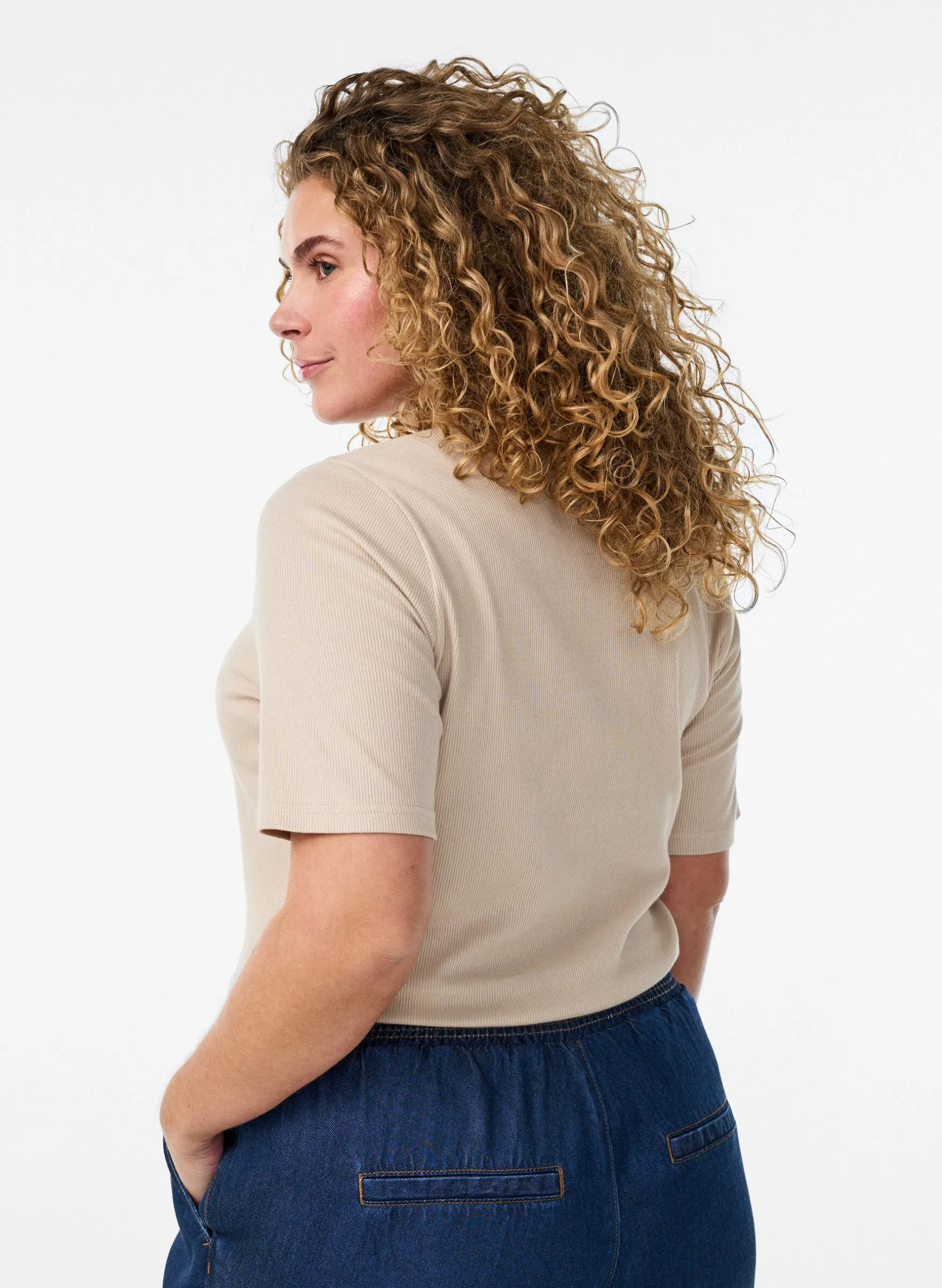 Geripptes Basic-T-Shirt mit Rundhalsausschnitt