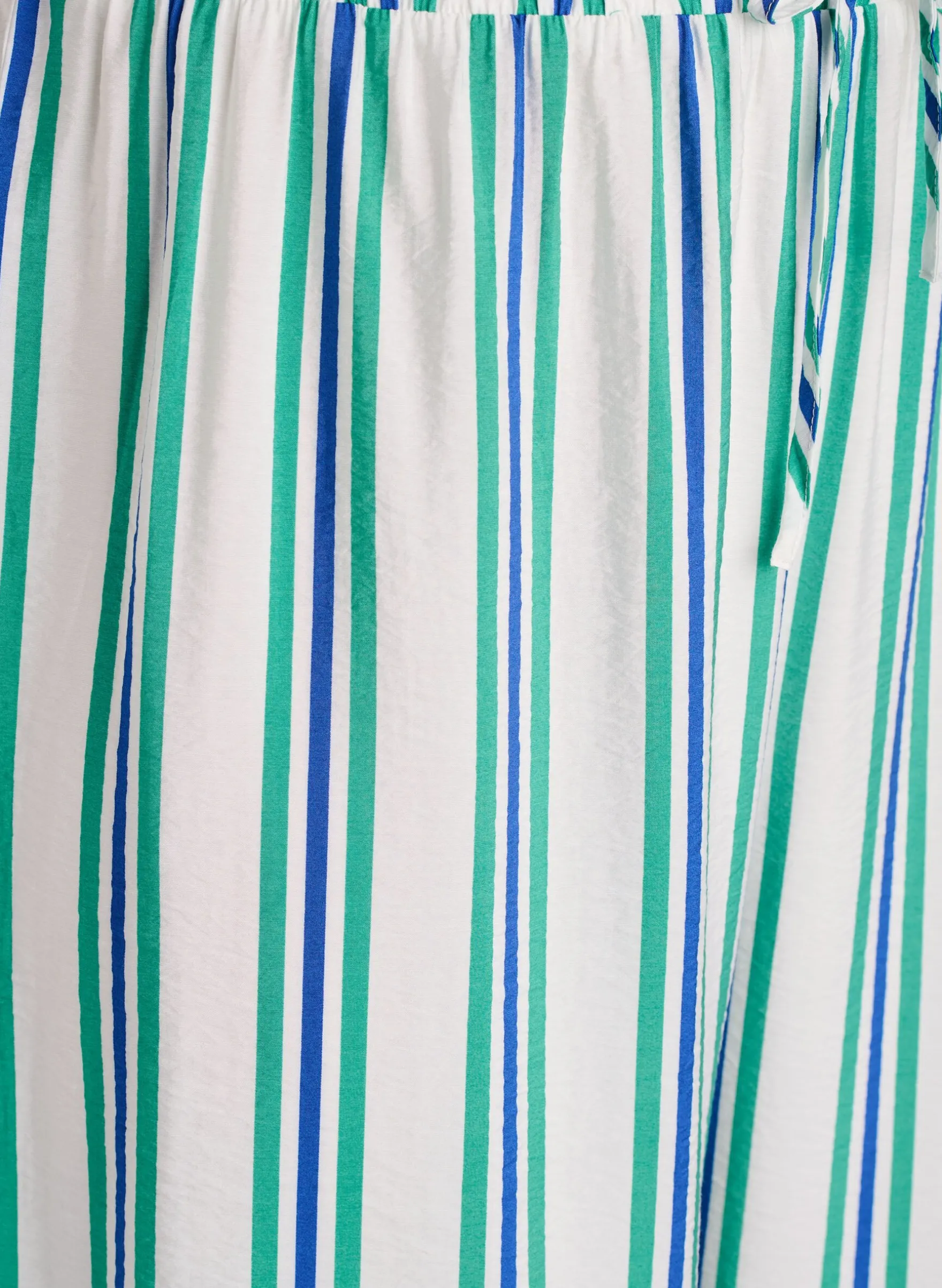 Gestreifte Hose mit hoher Taille und weiten Beinen