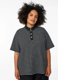 Gestreiftes Poloshirt mit kurzen Ärmeln und Knöpfen
