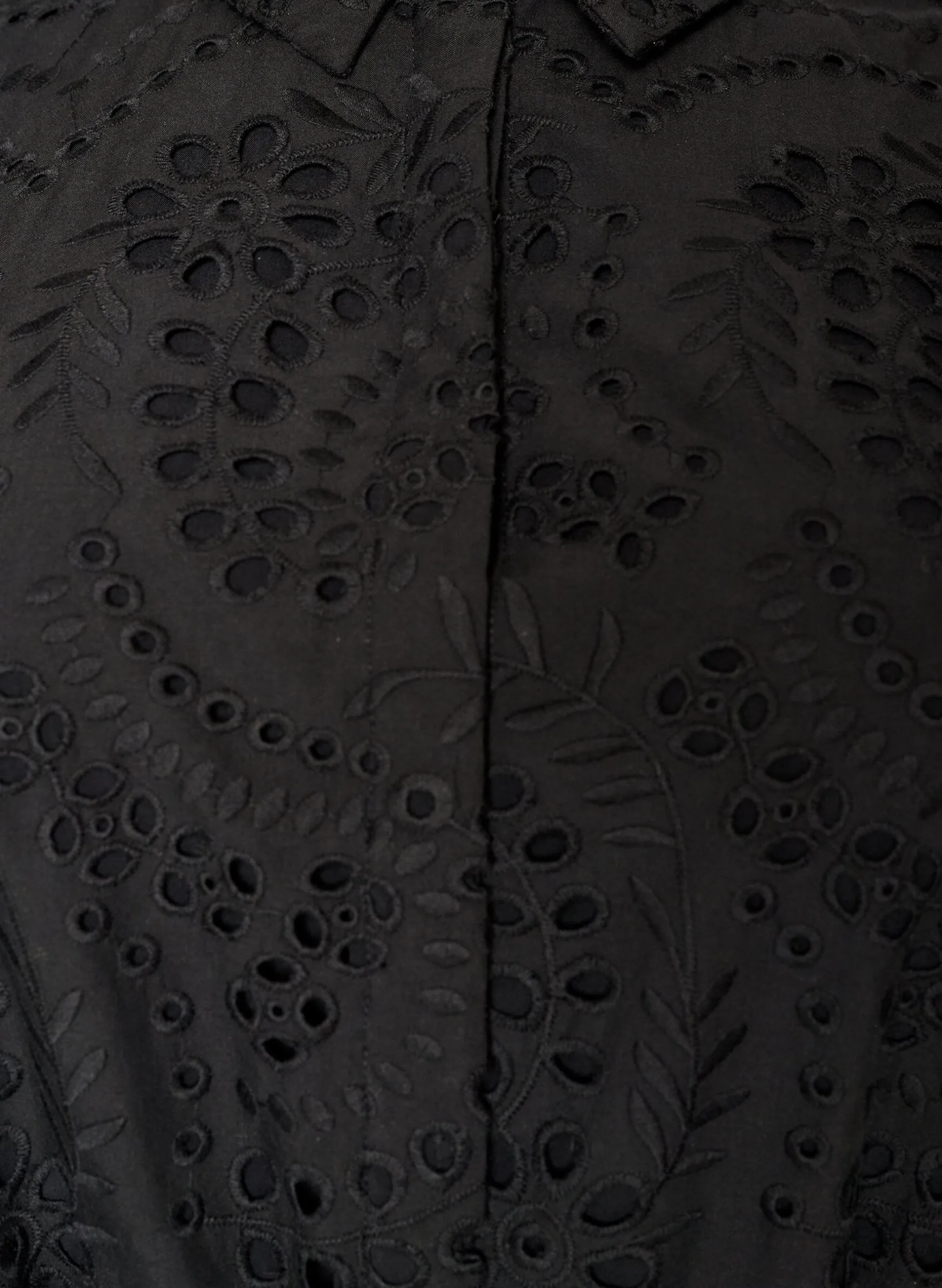 Hemdblusenkleid aus Broderie Anglaise mit Bindegürtel