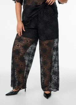 Hoch taillierte Hose aus Spitze mit weitem Beinen