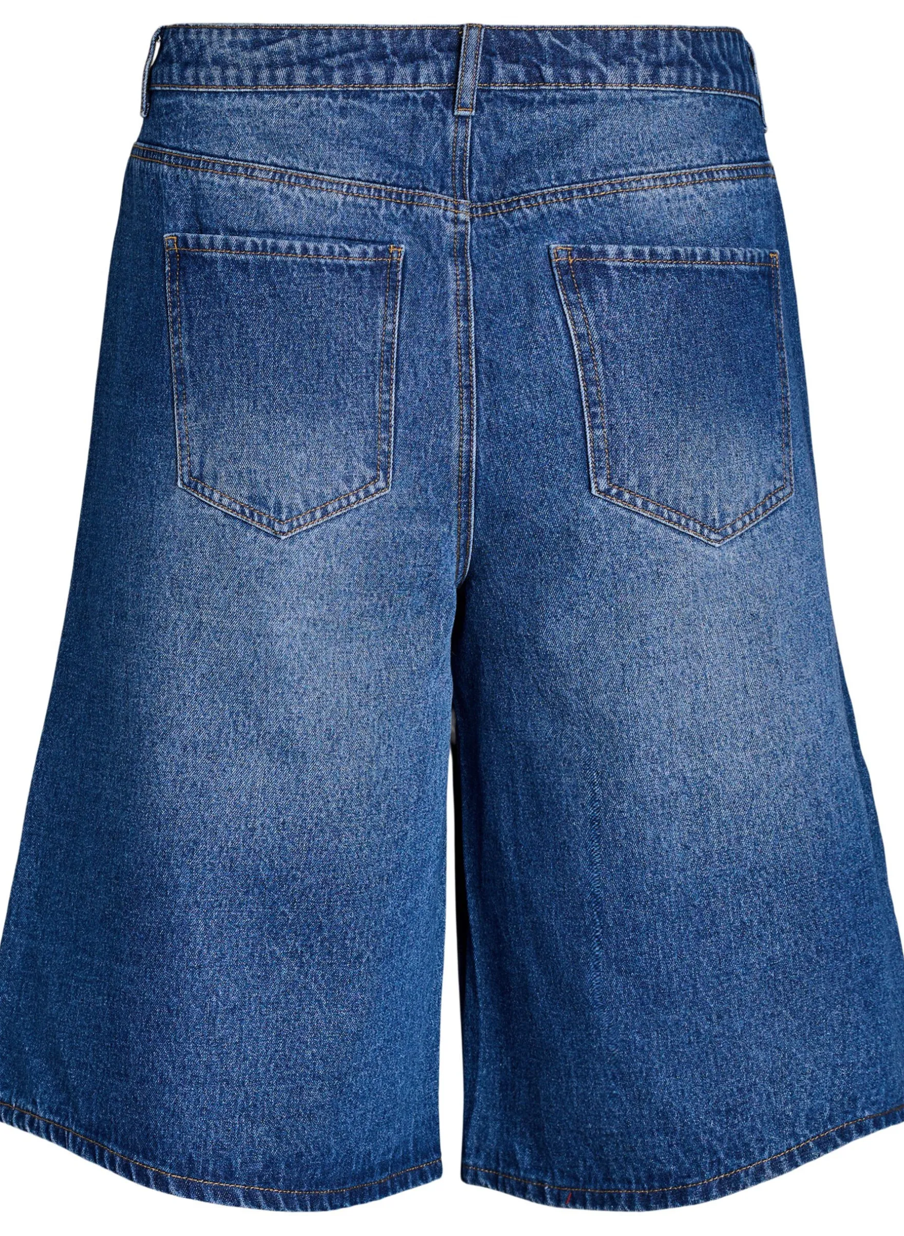 Hoch taillierte Shorts aus Denim