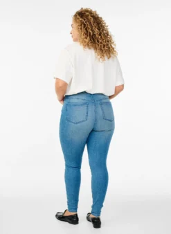 Hoch taillierte super Slim Amy Jeans