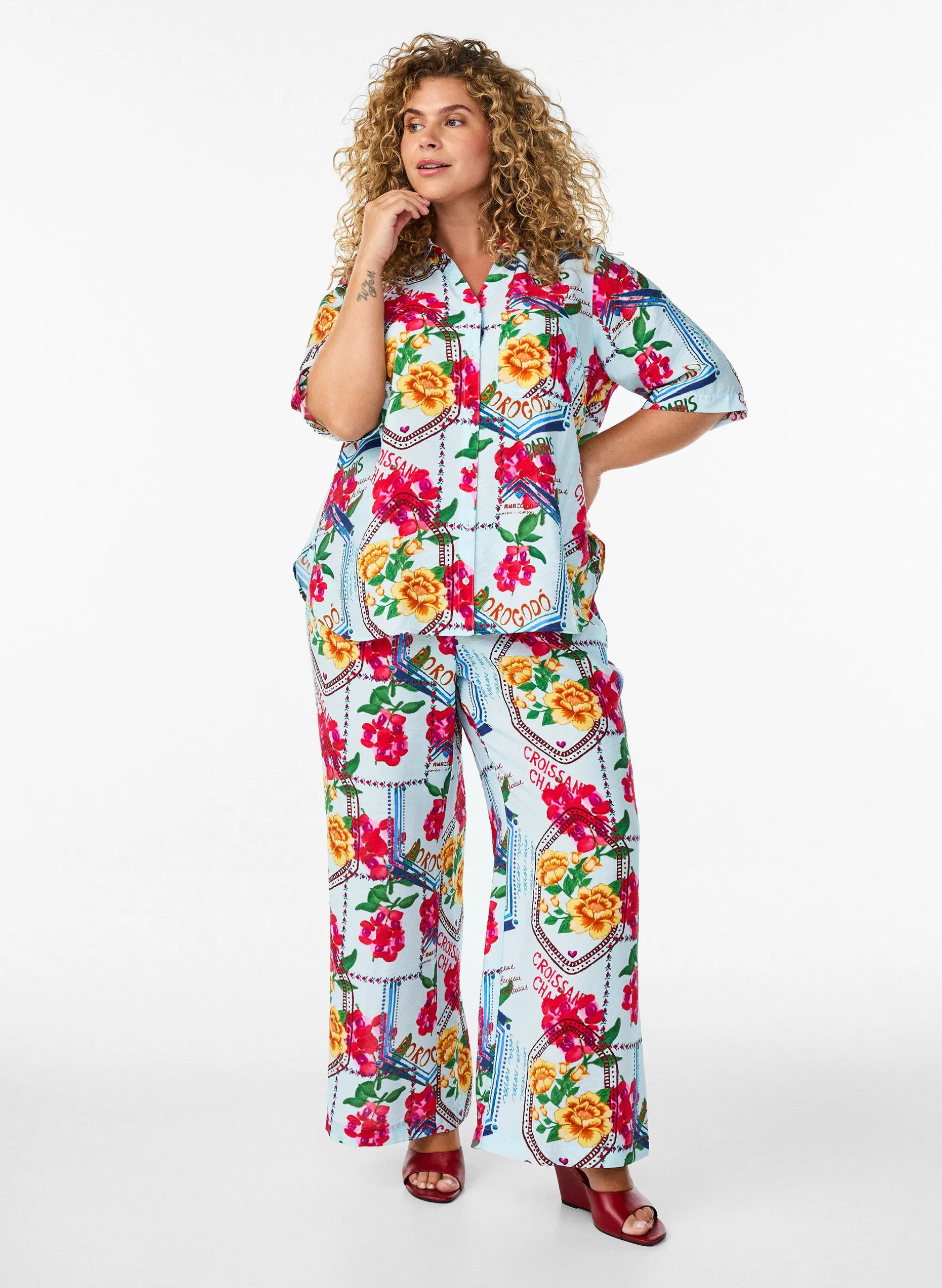 Hose mit geradem Bein in farbenfrohem Print
