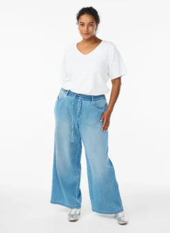 Jeans mit lockerer Passform, elastischem Bund und Tunnelzug