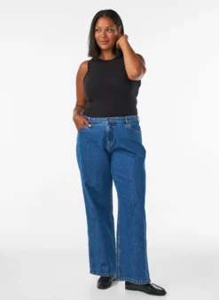 Jeans mit weitem Bein und hohem Bund