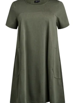 Jerseykleid mit kurzen Ärmeln und Taschen