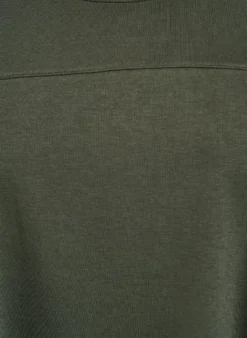 Jerseykleid mit kurzen Ärmeln und Taschen