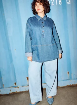 Joggers aus Denim mit weitem Bein und hoher Taille