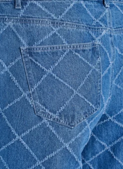 Kiana Jeans mit hoher Taille und abgenutzter Optik