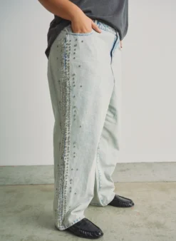 Kiana Jeans mit Zierdetails an den Seiten
