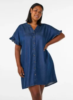 Kleid in Denim-Optik mit Knopfleiste und Rüschenärmeln