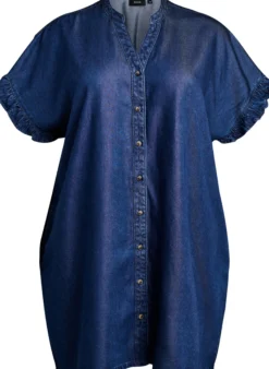 Kleid in Denim-Optik mit Knopfleiste und Rüschenärmeln