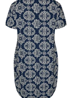 Kleid mit Aufdruck und kurzen Ärmeln