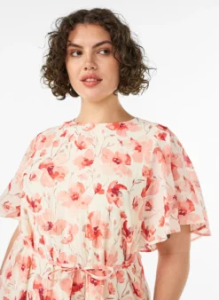 Knöchellanges Kleid mit Flügelärmeln und Bindegürtel