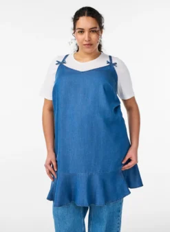 Knielanges Trägerkleid aus TENCEL™ Lyocell in Denim-Optik