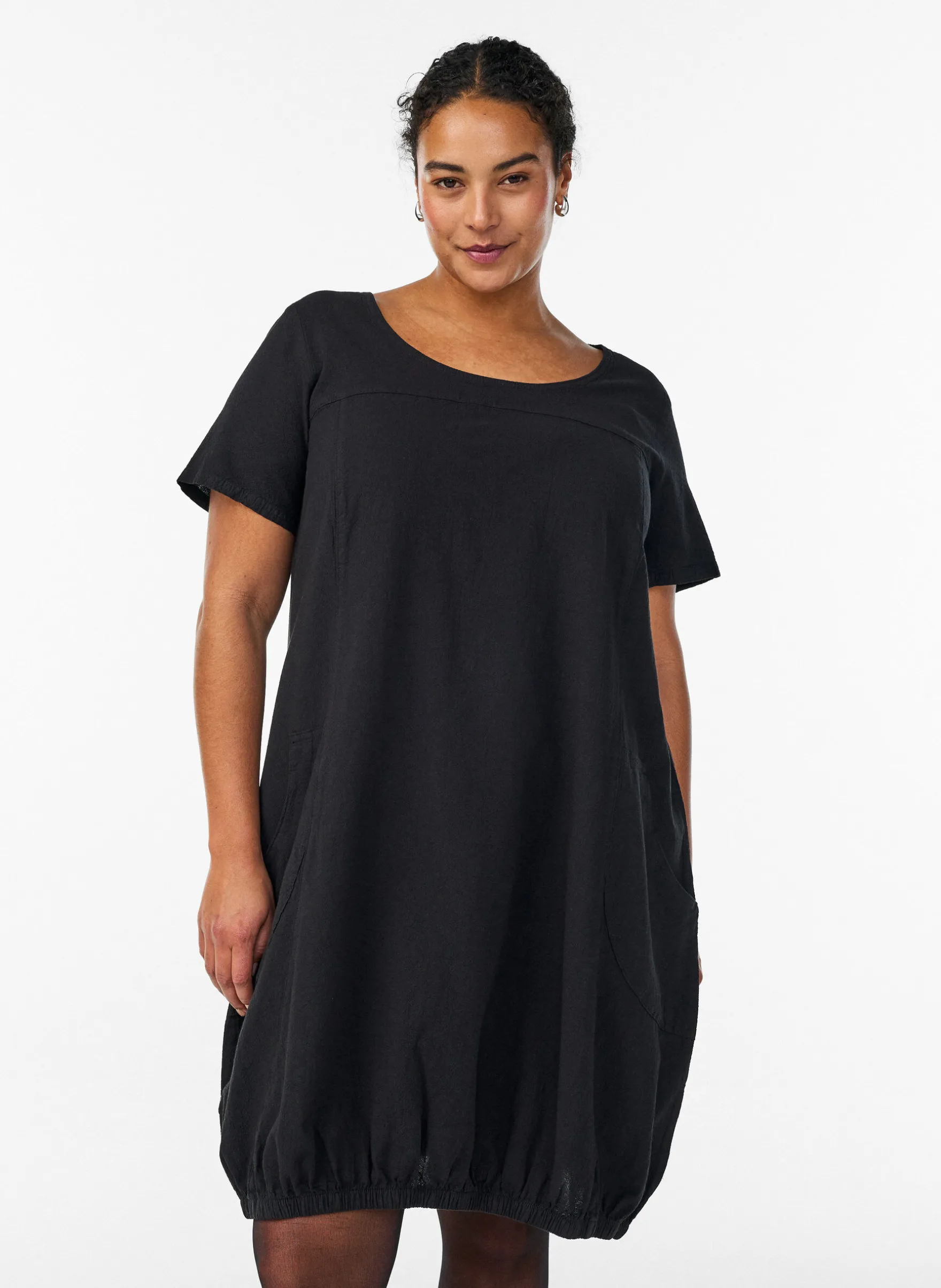 Kurzarm Kleid aus Baumwolle
