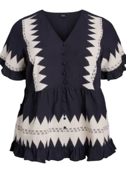 Kurze Bluse mit Rüschen und Grafikmuster