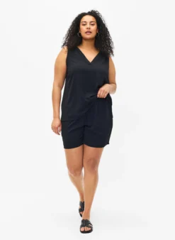 Kurze Hose mit Taschen und elastischem Bund
