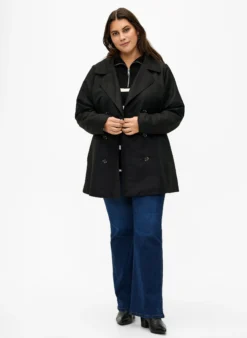 Kurzer Trenchcoat mit Gürtel