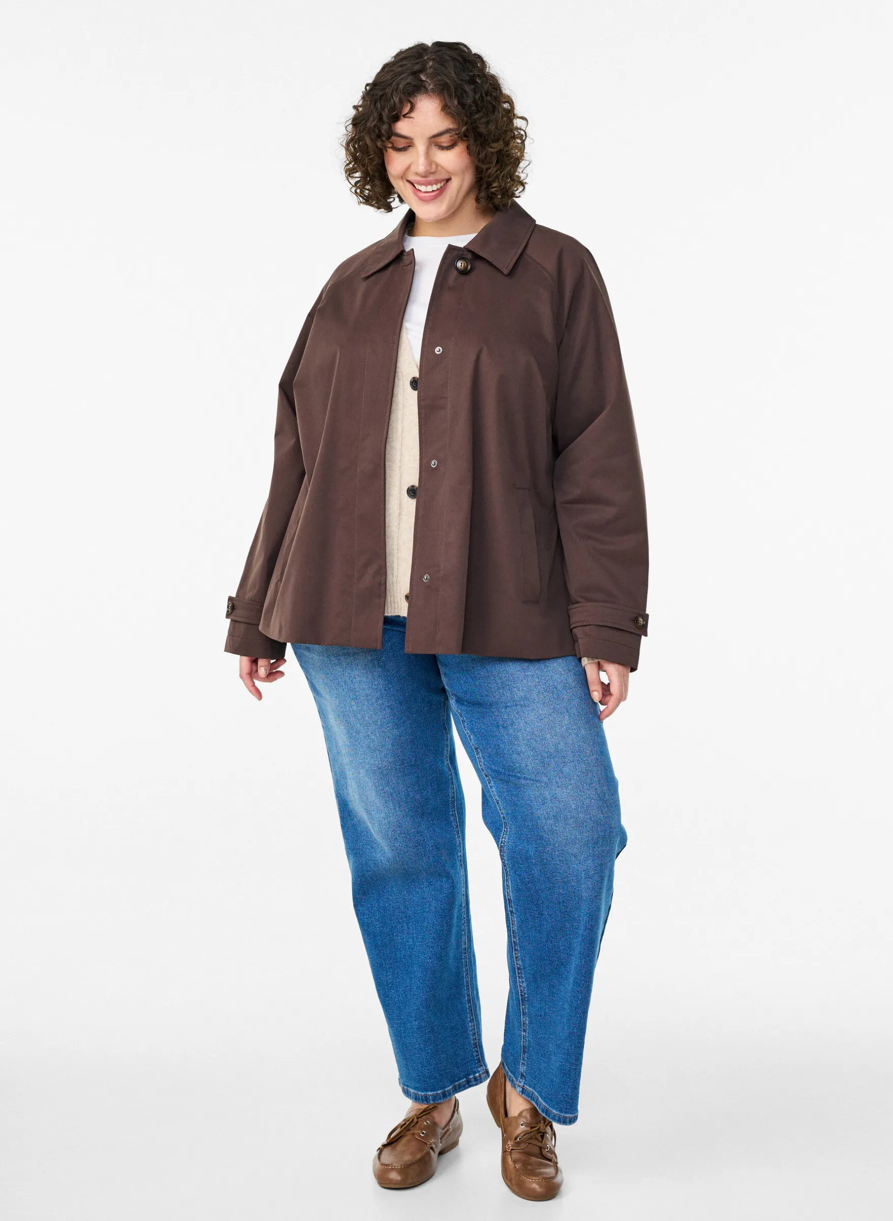 Kurzer Trenchcoat mit Kragen und Raglanärmeln
