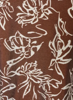 Kurzes A-Linien-Kleid mit V-Ausschnitt