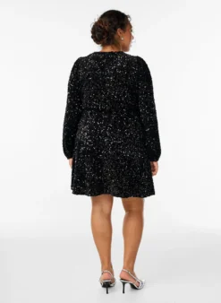 Kurzes A-Linien-Pailletten-Kleid