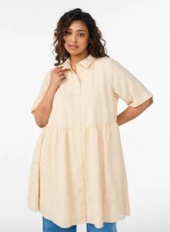 Kurzes Hemdblusenkleid mit Karomuster und 1/2-Ärmeln