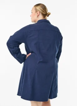 Kurzes Kleid aus Twill mit Reißverschluss