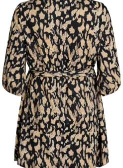 Kurzes Kleid mit 3/4-Ärmeln und Muster