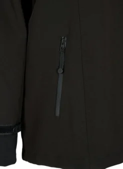 Kurze Softshell-Jacke mit abnehmbarer Kapuze
