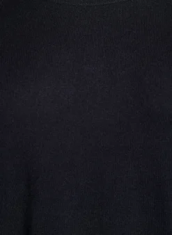 Kurzes Strickkleid mit Raglanärmeln