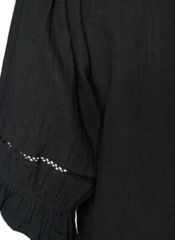 Kurzärmelige Bluse aus Baumwoll-Musselin mit Häkelbesatz