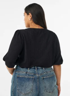 Kurzärmelige Bluse aus Strick mit Pointelle-Muster