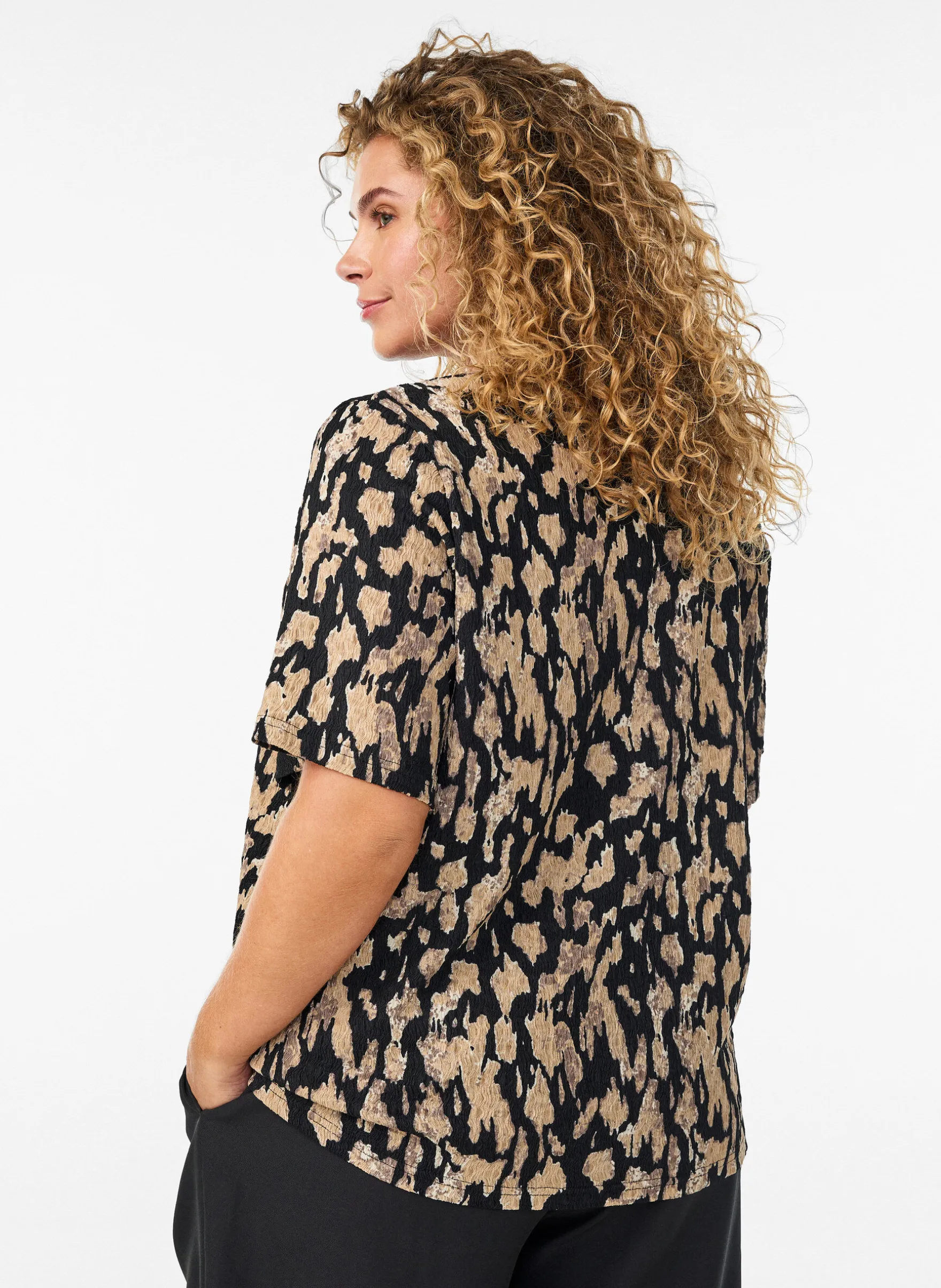 Kurzärmelige Bluse mit Muster