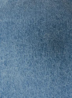 Kurzärmelige Jeansbluse mit Lochstickerei