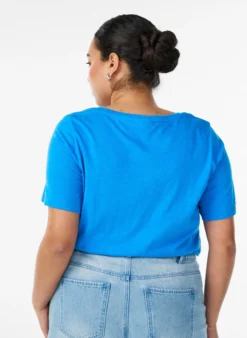 Kurzärmeliges Basic T-Shirt mit V-Ausschnitt